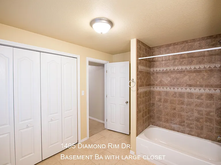 1495 Diamond Rim Dr — Photo 30
