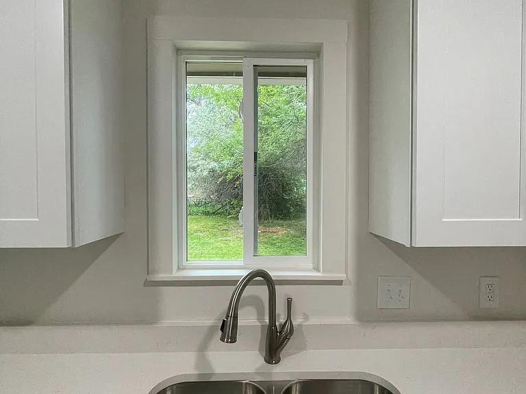 2405 Tamarac Dr — Photo 24