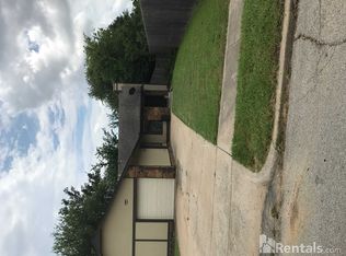 705 E Toledo St, Broken Arrow, OK 74012