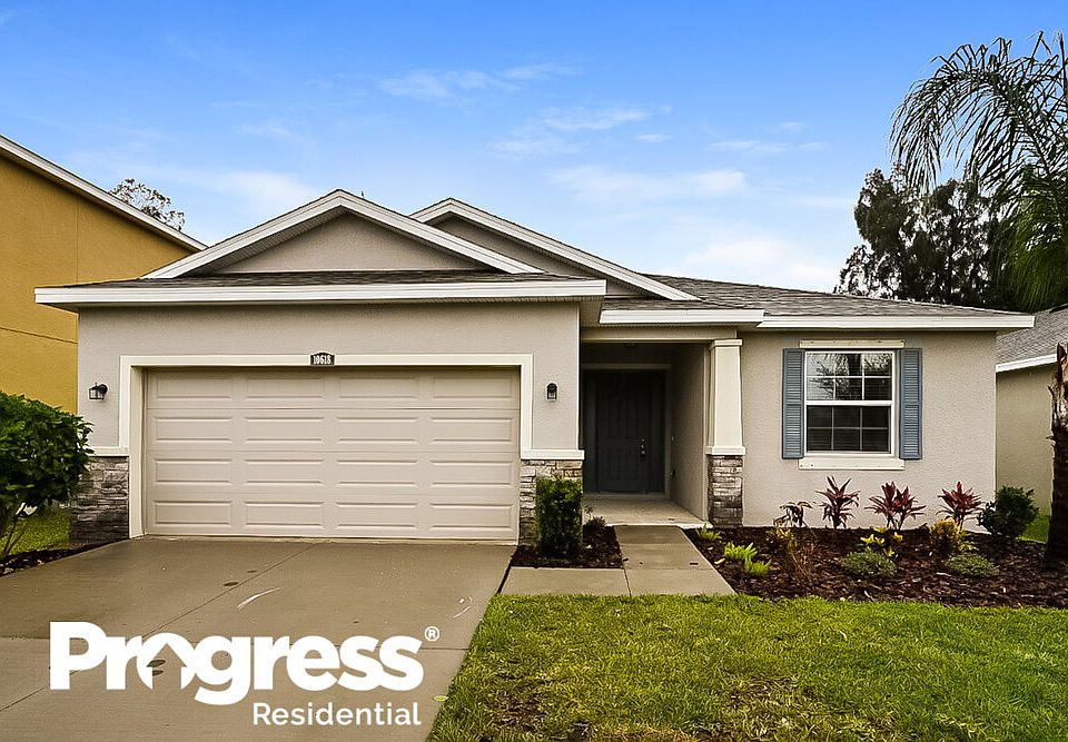 1st image of 10618 Scenic Hollow Dr