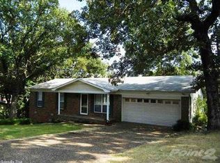 708 Emerald Gardens Dr, N Little Rock, AR 72118