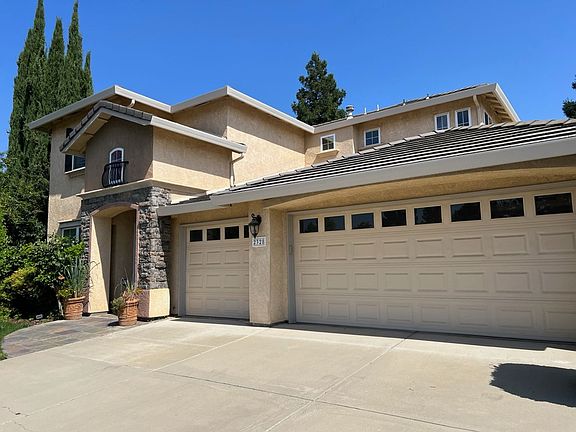 2nd image of 2328 Rosetti Ct