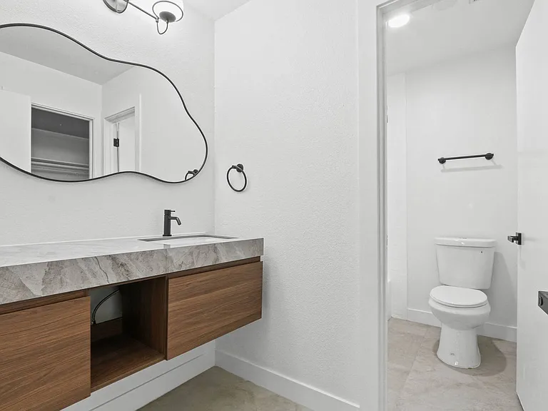 727 Westbourne — Photo 15