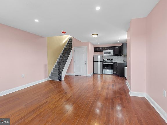 4th image of 1440 W Porter St #2