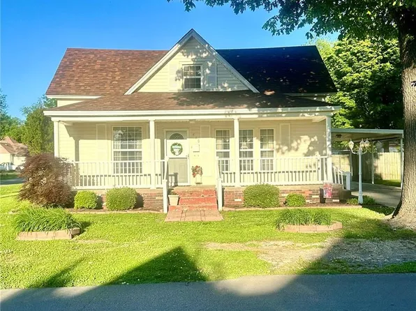 410 Baker Ave, Portageville, MO 63873