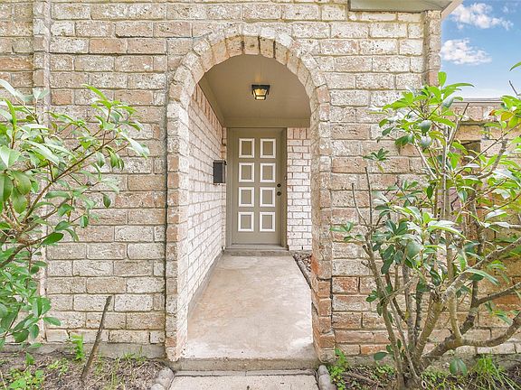 2nd image of 11023 Sageberry Dr