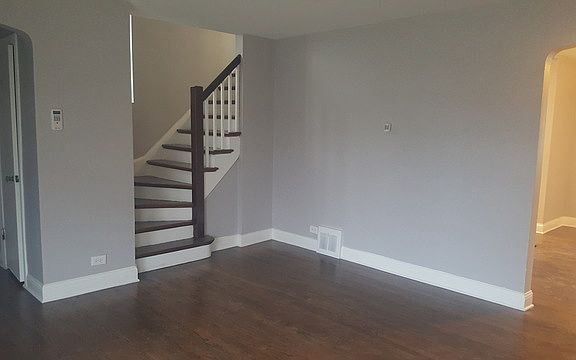 3rd image of 10114 S King Dr