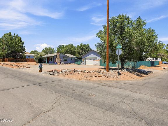 3rd image of 205 W 4th Ave