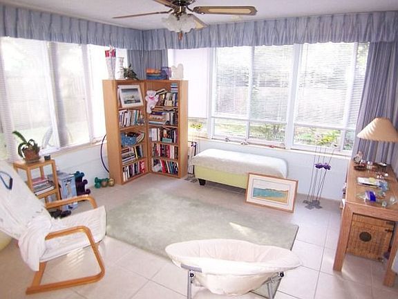 5th image of 4000 21st Ave N