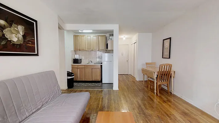 Rented by Urban Living International | media 13