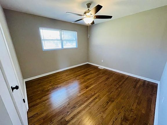 5th image of 642 Fairview Ave