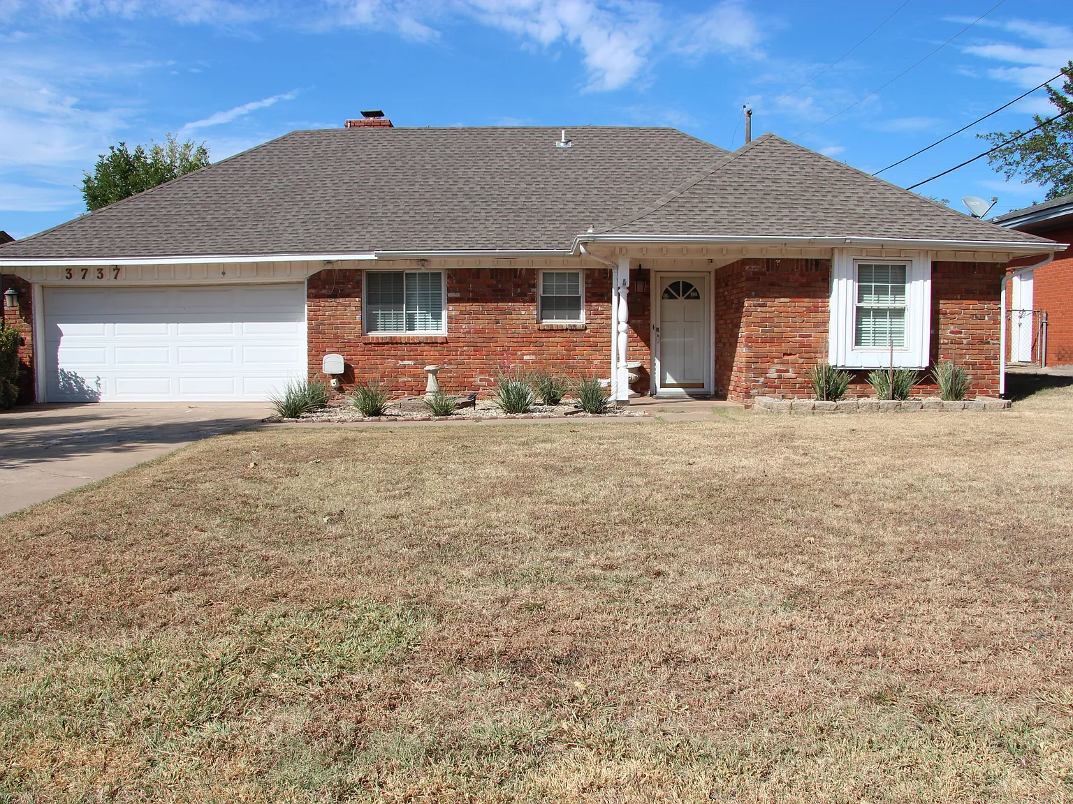 2 bed, 1174 sqft, $1,375 — Photo 3