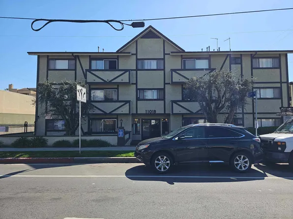 (undisclosed Address), North Hollywood, CA 91602