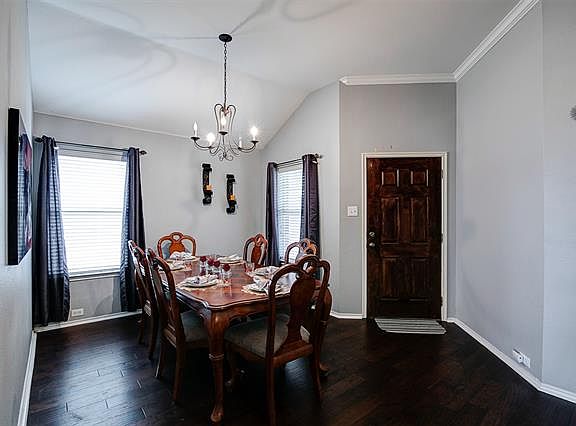 5th image of 6716 Oak Falls Dr