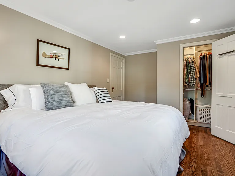 256 Woodland Ave — Photo 29