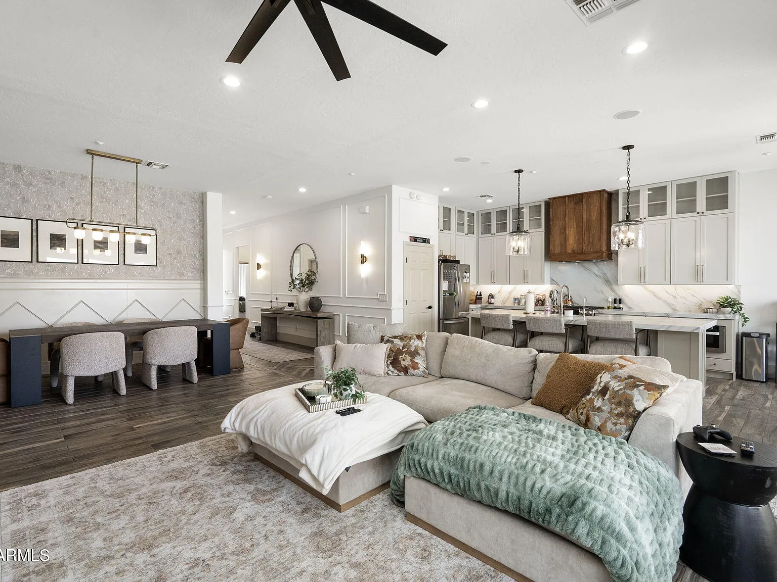 4 bed, 2114 sqft, $10,000 — Photo 4
