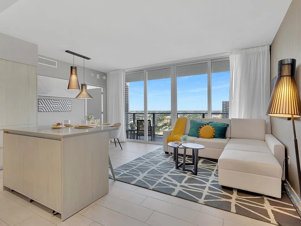4010 S Ocean Dr #ID1227426P