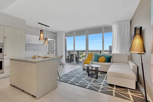 4010 S Ocean Dr #ID1227426P Photo 1