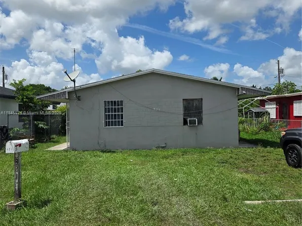 821 SW 5th St, Homestead, FL 33030