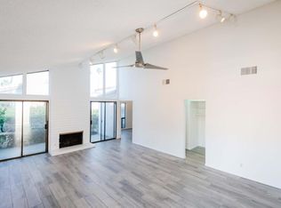 506 S Sunrise Way #34, Palm Springs, CA 92264