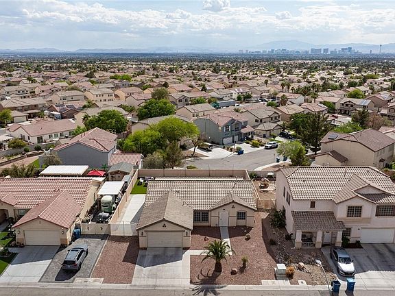 4th image of 1117 Azure Heights Pl