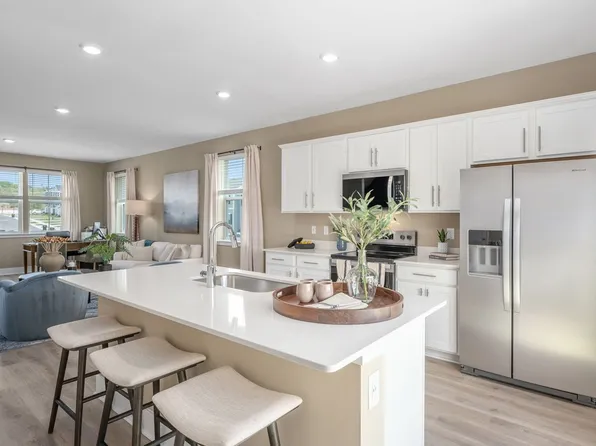 460 Sophie St, Strasburg, VA 22657