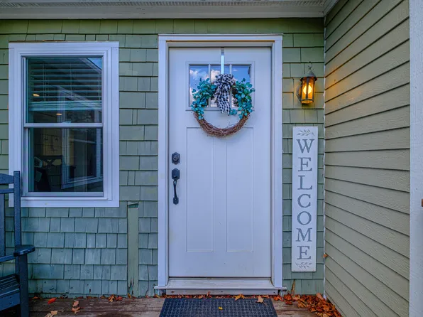 781 North Road, Bethel, ME 04217