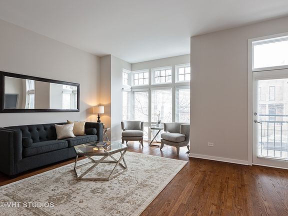 2nd image of 2864 N Paulina St #9