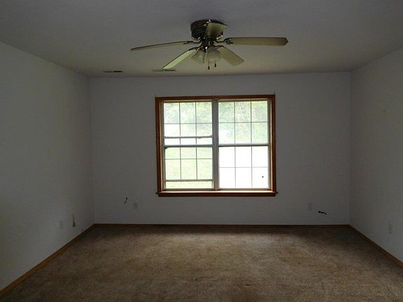 5th image of 14752 Blueberry Ln