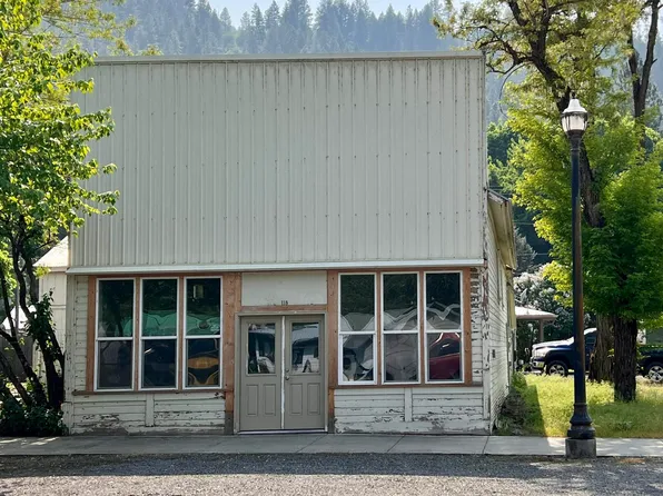 116 N Main St, Peck, ID 83545