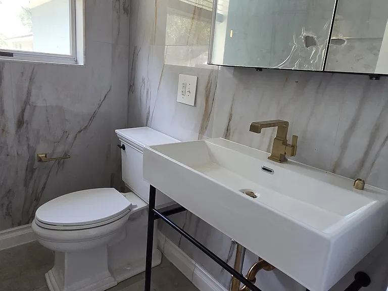 1243 Monterey St — Photo 5