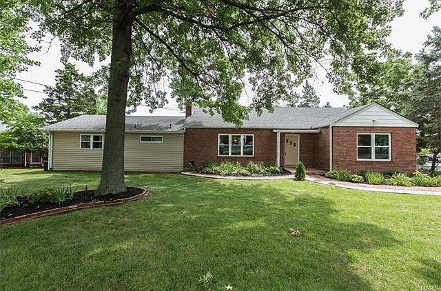 1st image of 10938 Lavinia Dr