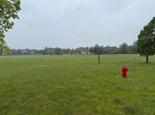 7511 Vida Ave, Crystal Lake, IL 60014