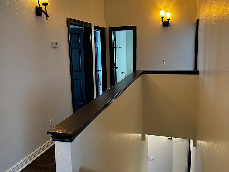 2360 E Sequoia Dr — Photo 8