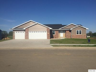 2172 Chickasaw Dr, Dubuque, IA, 52002
