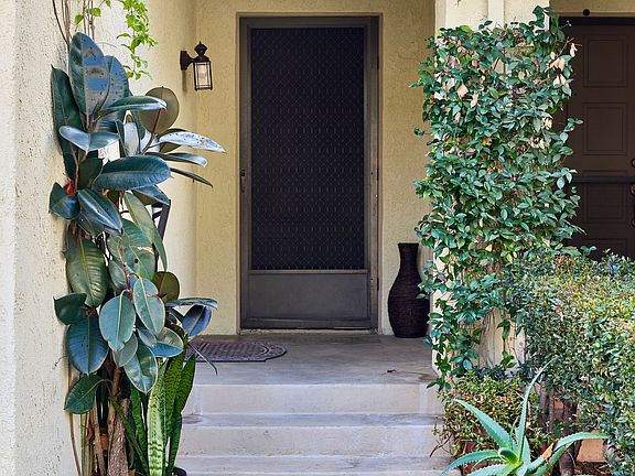 5th image of 1137 Whitewater Dr #223