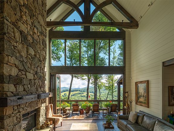 5th image of 345 Center Ridge Road