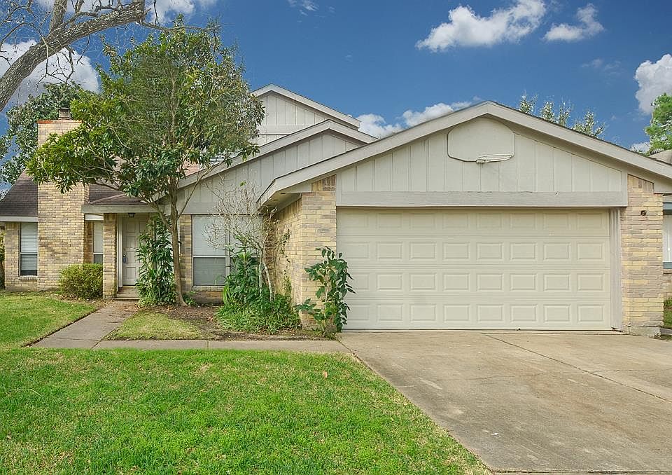 1st image of 1234 Park Knoll Ln