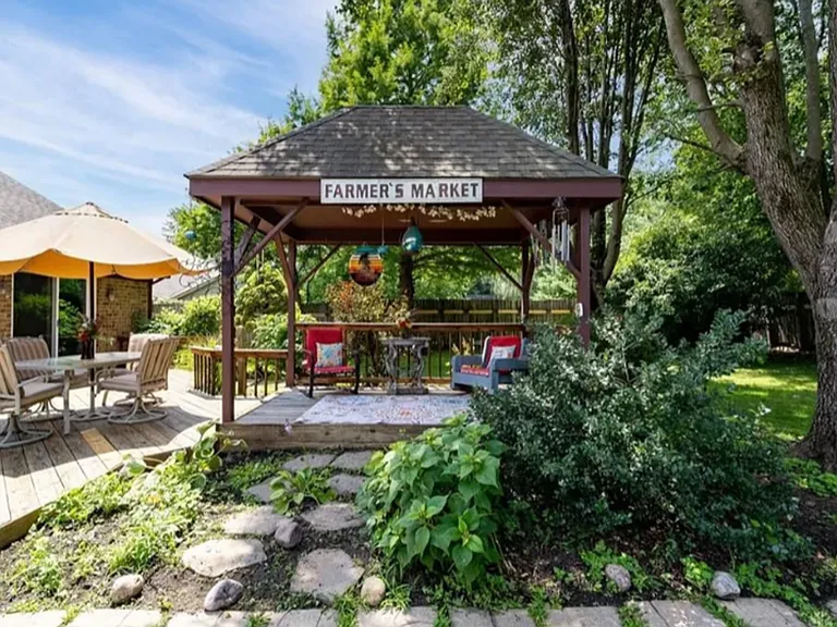 8881 Evan Ct — Photo 12