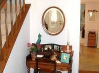13260 Stone Heather Dr, Herndon, VA 20171