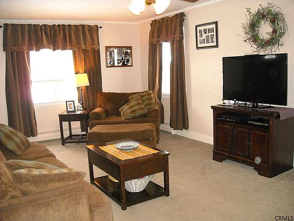 5th image of 63 Tanglewood Dr