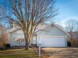 1925 Saint Christopher Way, Arnold, MO 63010