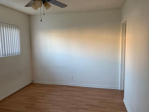 5th image of 213 S Lillie Ave #1