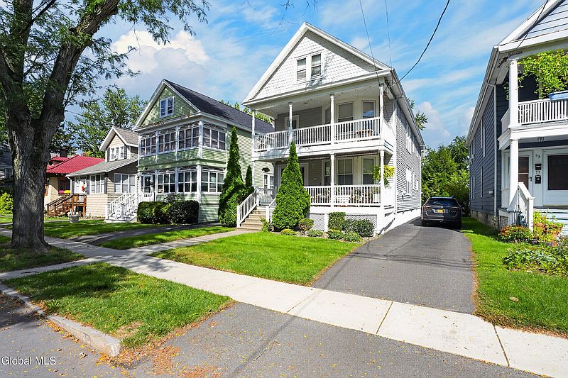2nd image of 55 Ten Eyck Avenue