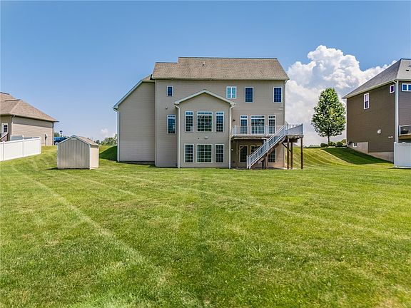 3rd image of 5 W Bellaqua Estates Dr