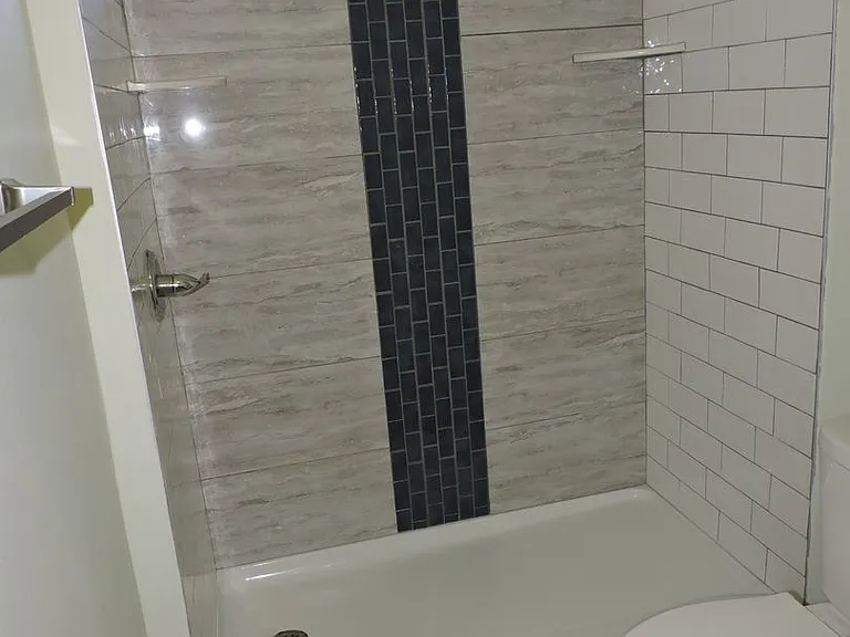 508 E Gonzalez St — Photo 14