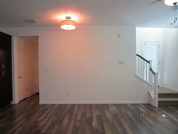 5th image of 844 Zinc Ct
