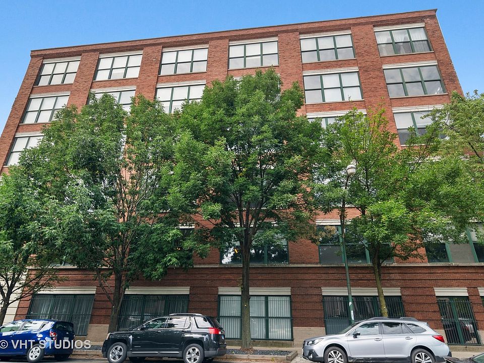 1st image of 1720 N Marshfield Ave APT 204