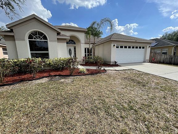 2nd image of 1039 Sweetbrook Way