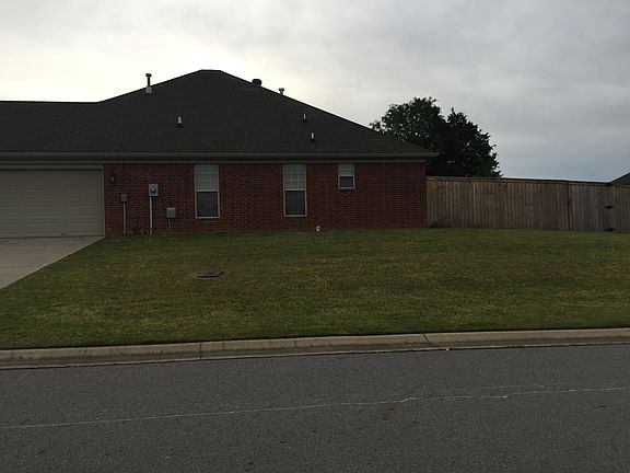 3rd image of 5265 Clayborn Dr